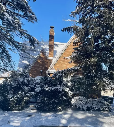 118 Grove Ave, Hampshire, IL 60140