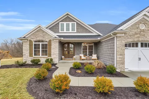 815 County Farm Rd, Monticello, IL 61856