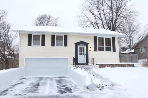 19540 Walnut St, Mokena, IL 60448 photo 2