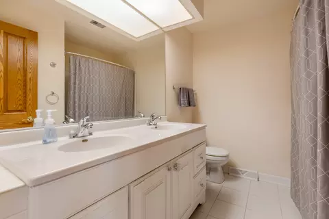 3970 Winston Dr, Hoffman Estates, IL 60192 photo 19