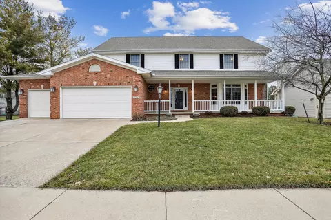 2104 Charwick Dr, Champaign, IL 61822