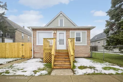 1228 Victoria Ave, North Chicago, IL 60064