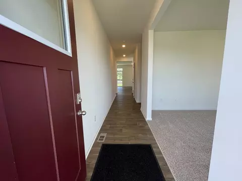 2024 Legacy Pointe Blvd, Plainfield, IL 60586 photo 2