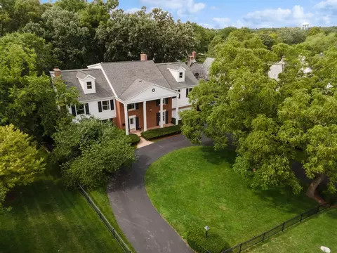 631 E 6th St, Hinsdale, IL 60521