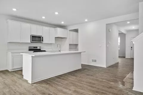 2018 Legacy Pointe Blvd, Plainfield, IL 60586 photo 4