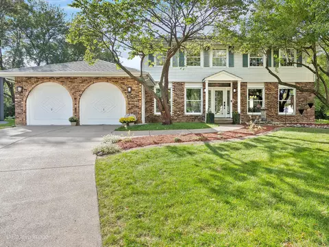 1450 Oak Hill Ct, Downers Grove, IL 60515