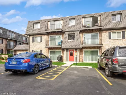 904 S Plum Grove Rd #202, Palatine, IL 60067