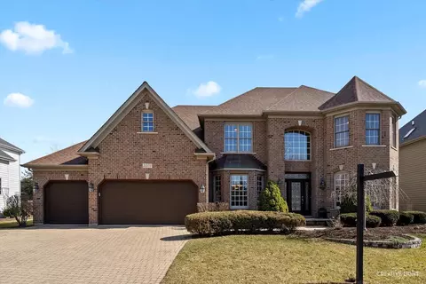 3508 Vanilla Grass Dr, Naperville, IL 60564