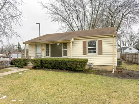 1473 E Walnut Ave, Des Plaines, IL 60016