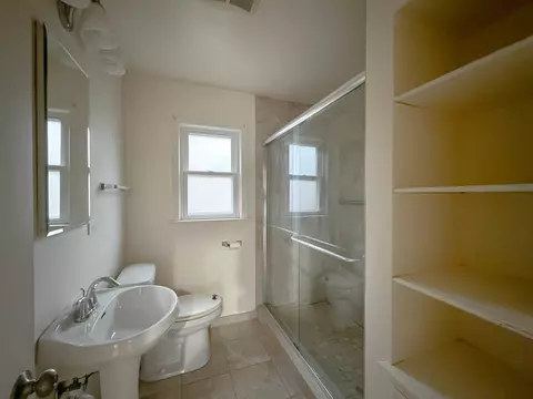 1473 E Walnut Ave, Des Plaines, IL 60016 photo 8