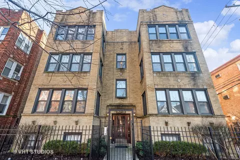 1951 W Birchwood Ave #2W, Chicago, IL 60626
