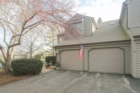 811 Shoreline Rd #811, Lake Barrington, IL 60010
