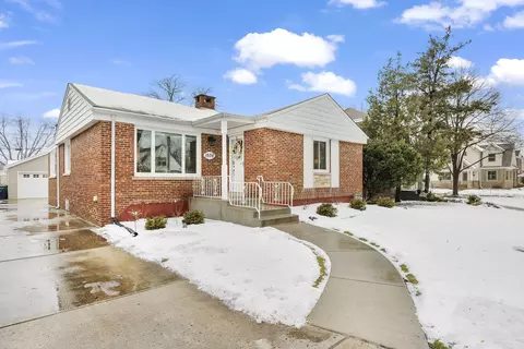 1506 Manchester Ave, Westchester, IL 60154
