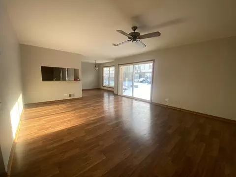 1479 Garnet Cir, Hoffman Estates, IL 60192 photo 7