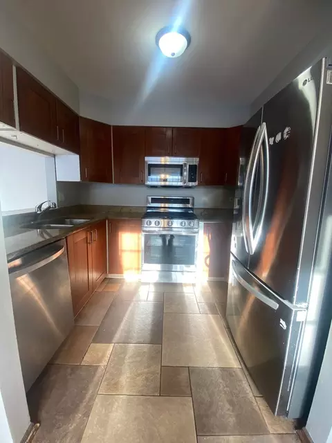 1479 Garnet Cir, Hoffman Estates, IL 60192 photo 8