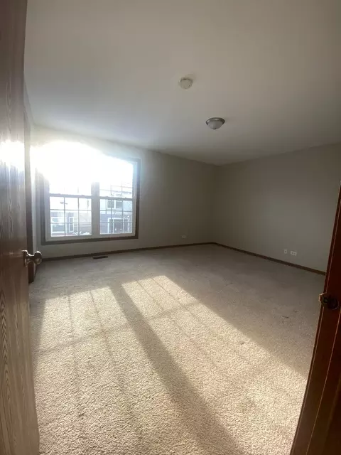 1479 Garnet Cir, Hoffman Estates, IL 60192 photo 10