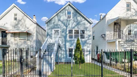 2452 W 46th Pl, Chicago, IL 60632