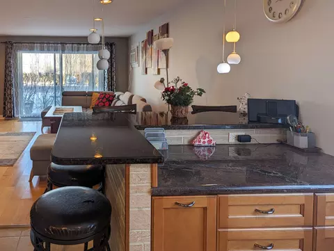 239 N Mill Rd #116A, Addison, IL 60101 photo 12