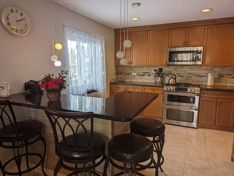 239 N Mill Rd #116A, Addison, IL 60101 photo 10