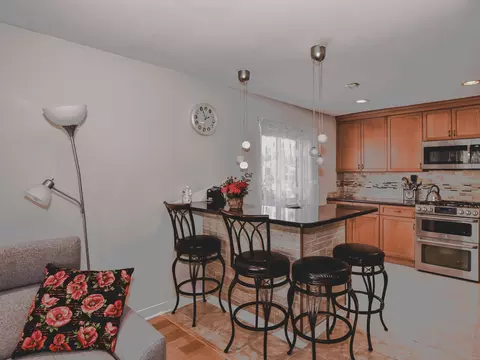 239 N Mill Rd #116A, Addison, IL 60101 photo 11