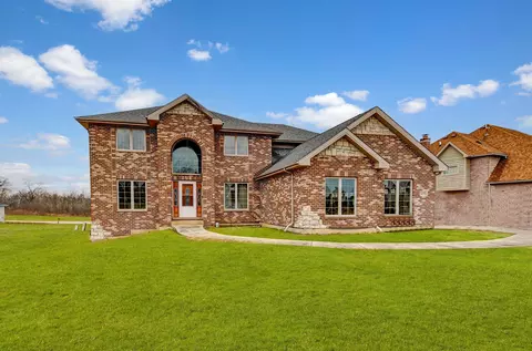 24376 Newport Dr, Crete, IL 60417