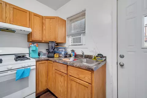 121 E Webster St, Joliet, IL 60432 photo 16