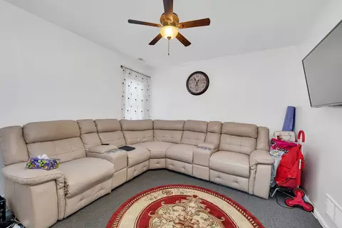 121 E Webster St, Joliet, IL 60432 photo 6