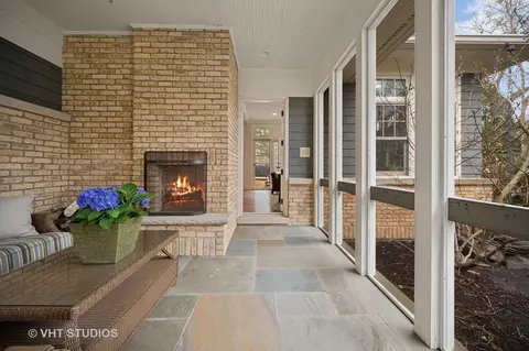 Exterior - 700 Indian Rd, Glenview, IL 60025 photo 6 of 17