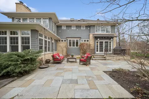 Exterior - 700 Indian Rd, Glenview, IL 60025 photo 8 of 17
