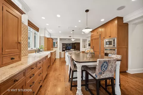 Kitchen - 700 Indian Rd, Glenview, IL 60025 photo 3 of 5