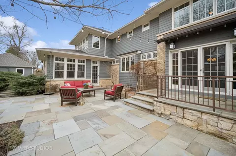 Exterior - 700 Indian Rd, Glenview, IL 60025 photo 11 of 17