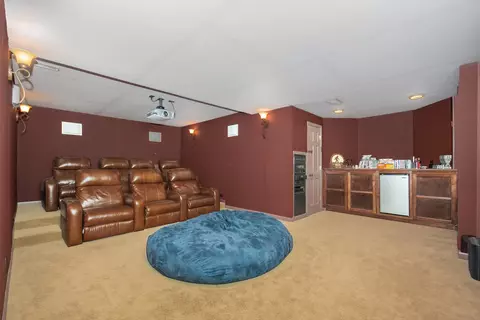 712 Eagle Brook Ln, Naperville, IL 60565 photo 28