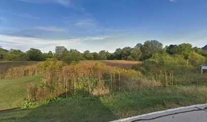 425 Lauder Ln, Inverness, IL 60067