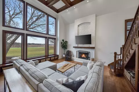 1899 Eldorado Dr, Geneva, IL 60134 photo 9