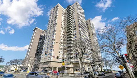 6301 N Sheridan Rd #14C, Chicago, IL 60660