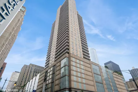 545 N Dearborn St #1511, Chicago, IL 60654