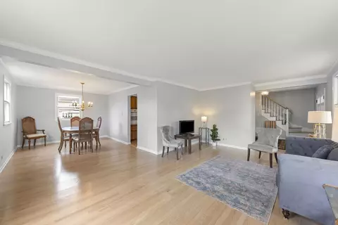 Living - 1967 Briarcliffe Blvd, Wheaton, IL 60189 photo 1 of 3