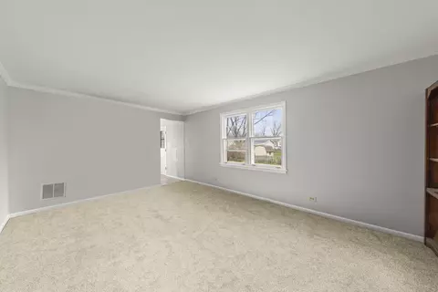 Other - 1967 Briarcliffe Blvd, Wheaton, IL 60189 photo 2 of 11