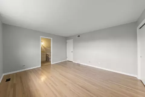Other - 1967 Briarcliffe Blvd, Wheaton, IL 60189 photo 7 of 11
