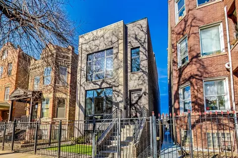 2538 W Iowa St, Chicago, IL 60622