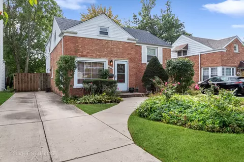 5929 Capulina Ave, Morton Grove, IL 60053
