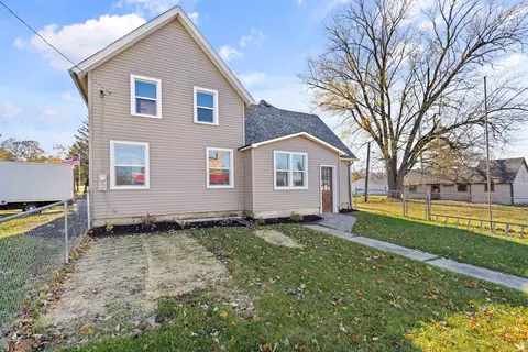 109 E Main St, Winnebago, IL 61088 photo 21