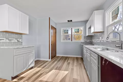 109 E Main St, Winnebago, IL 61088 photo 6