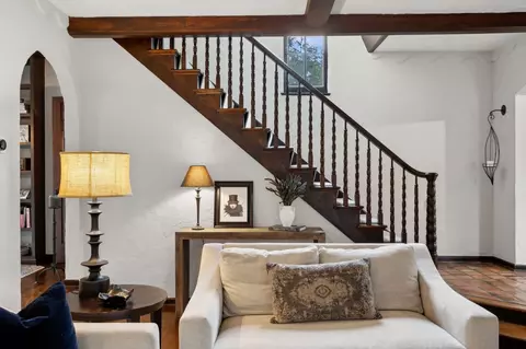 Living - 70 Warwick Rd, Winnetka, IL 60093 photo 3 of 3