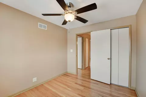 619 Maple Ct, Mount Prospect, IL 60056 photo 17