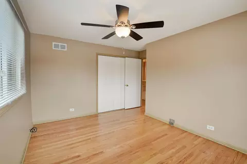619 Maple Ct, Mount Prospect, IL 60056 photo 13