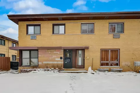 619 Maple Ct, Mount Prospect, IL 60056 photo 2