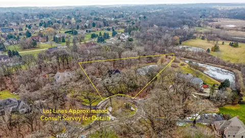 41 W895 Hunters Rdg, Saint Charles, IL 60175
