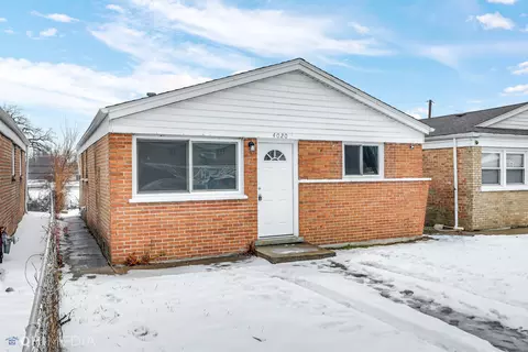 4020 W 135th Pl, Robbins, IL 60472 photo 2