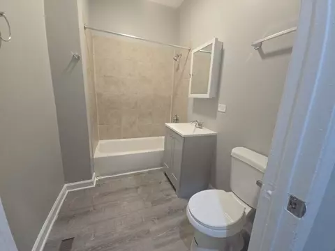358 E 70th Pl, Chicago, IL 60637 photo 14